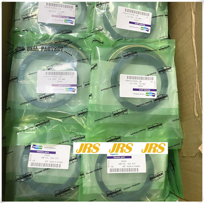 DX225 DH225 ชุด Boom Bucket Bucket Kit ชุดซีลไฮดรอลิกทรงซีล Doo.san Ptfe